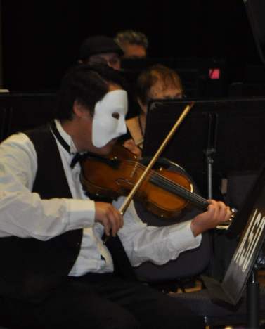 Phamtom Plays Violin Compressed